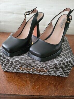 Ann Creek Black Square Toe Pumps